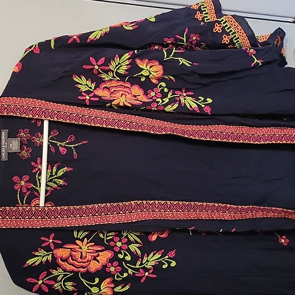Chelsea & Theodore Black Kimono with Floral Embroidery Short Wrap